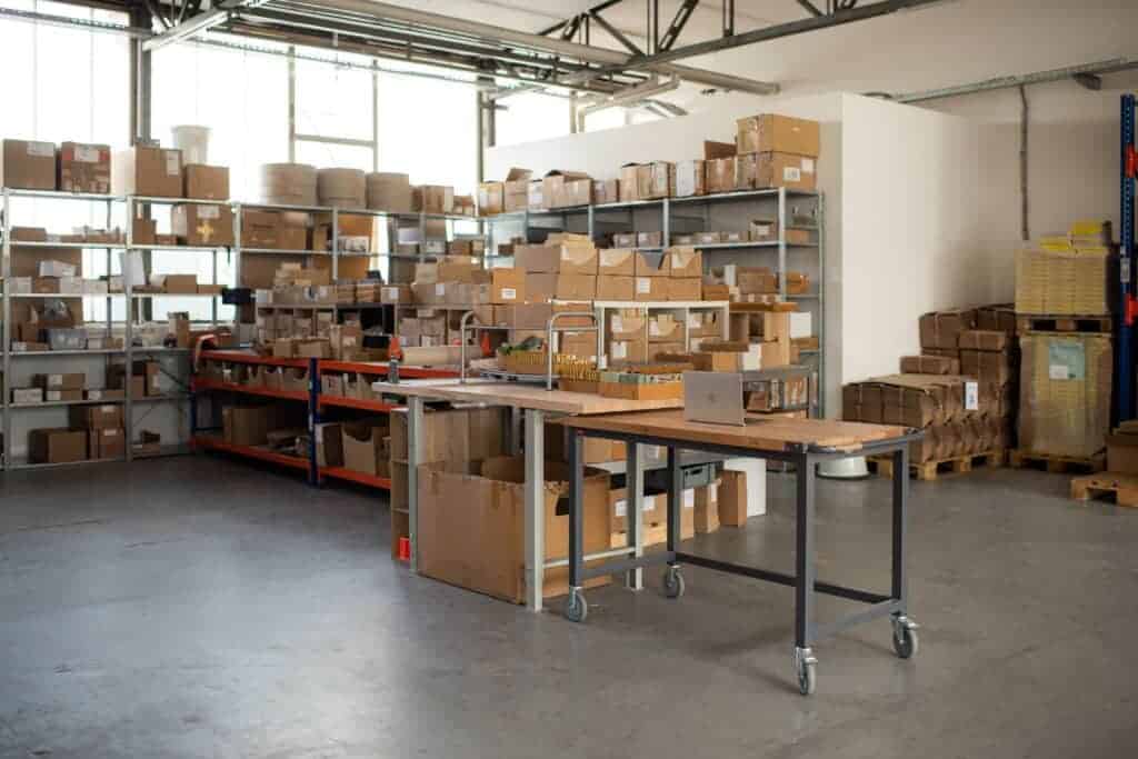 envois moins chers - organisation entrepôt