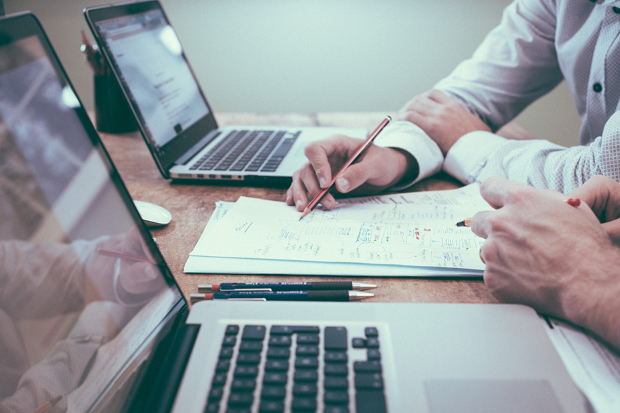 commercial invoice feature