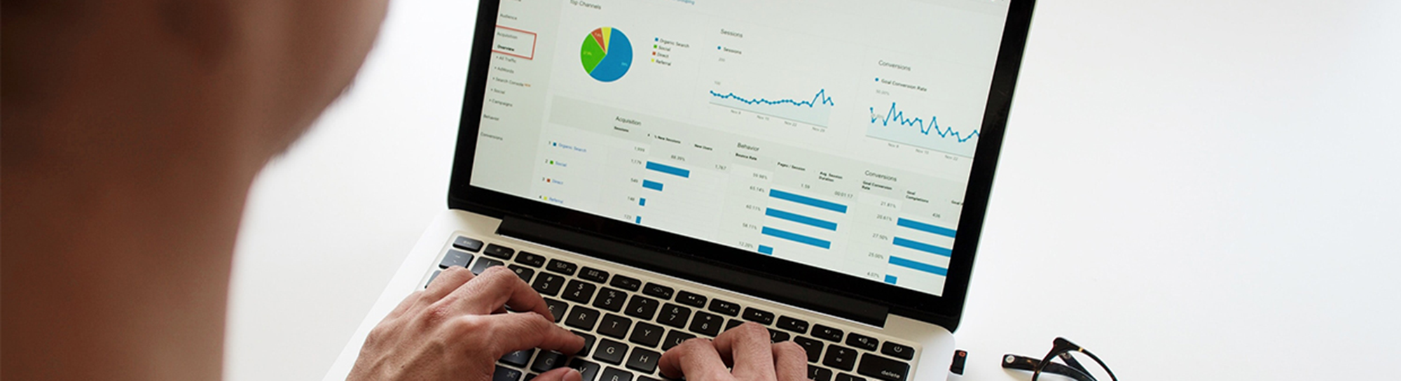 100+ Best E-commerce Tools To Grow Your Business 