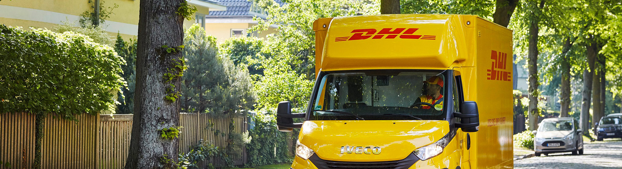 DHL GoGreen – der grüne Weg im E-Commerce, um deine Pakete nachhaltig zu versenden!