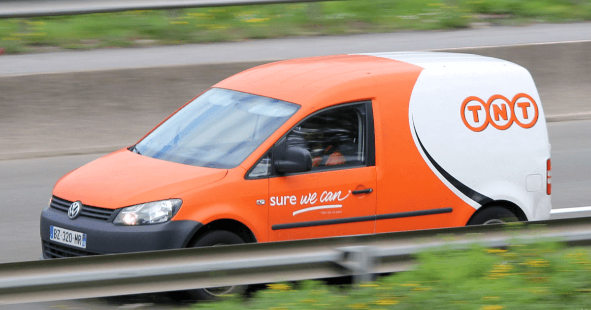 Furgone utilizzato per spedire con TNT a livello nazionale.