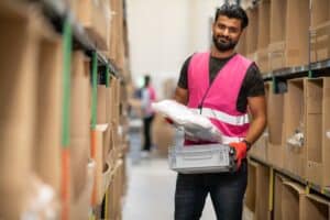 Picking and packing warehouse